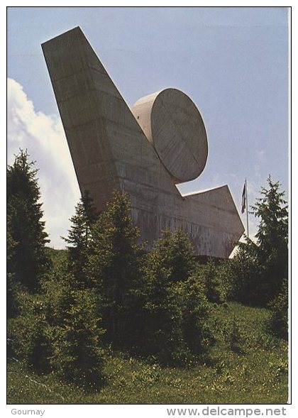 Plateau Des Glières Monument à La Résistance Emile Gilioli Sculpteur Inauguré Par Malraux Le 2/09/1973 N° 1 Metral - Val Thorens