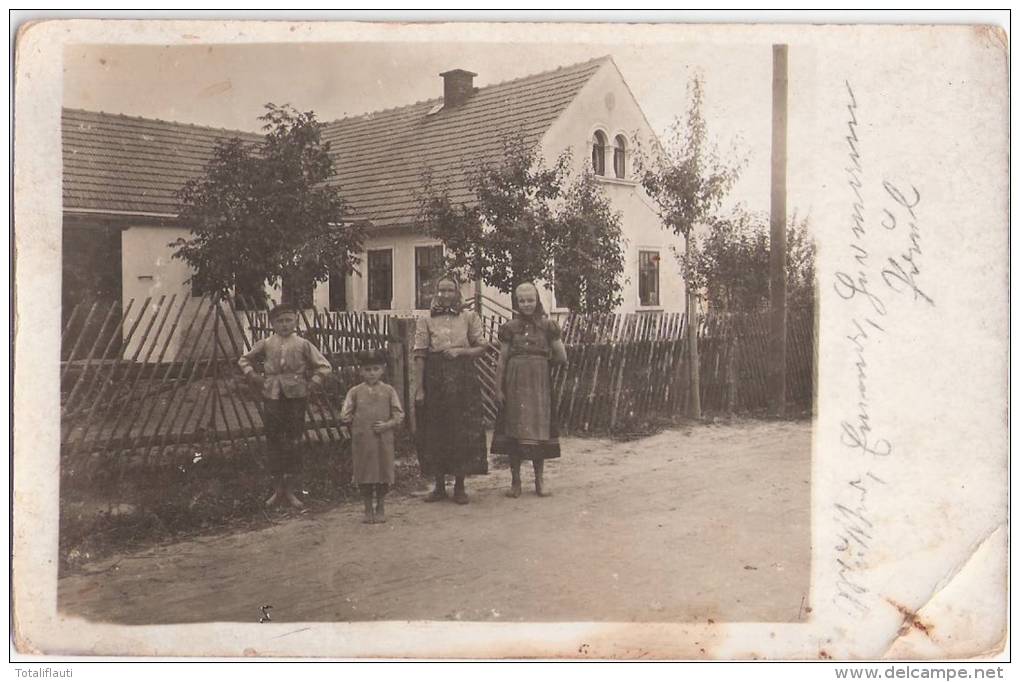 BRIESING Gemeinde Malschwitz Bei Bautzen Private Fotokarte Mit Einzelhaus Und Bewohner 8.11.1917 - Bautzen
