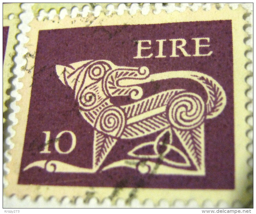 Ireland 1977 Stylised Dog 10p - Used - Usati