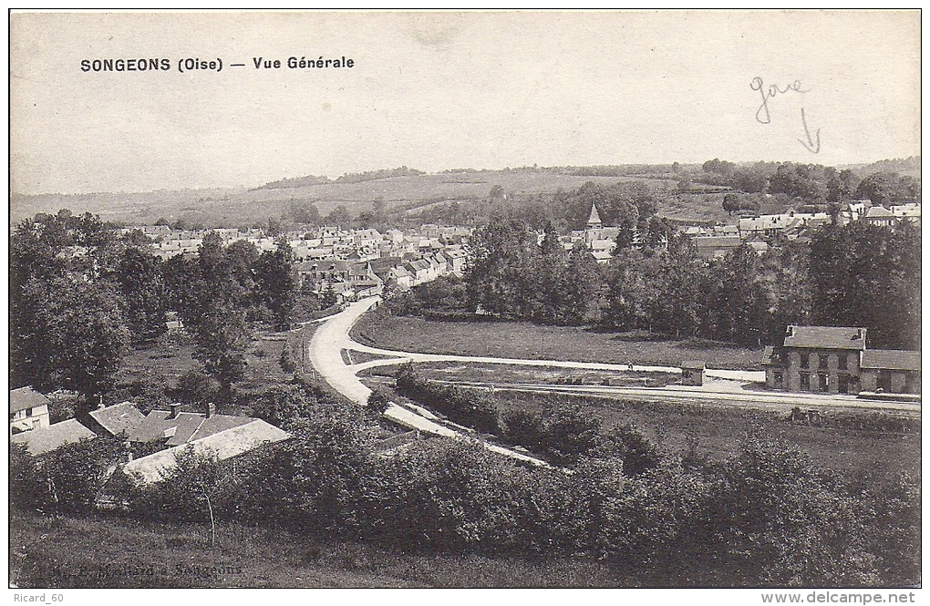 Cpa Songeons, Vue Générale, La Gare - Songeons