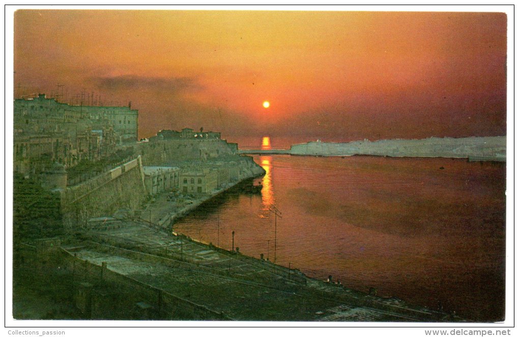 CP, MALTE, Sunrise Over The Grand Harbour, Vierge - Malta