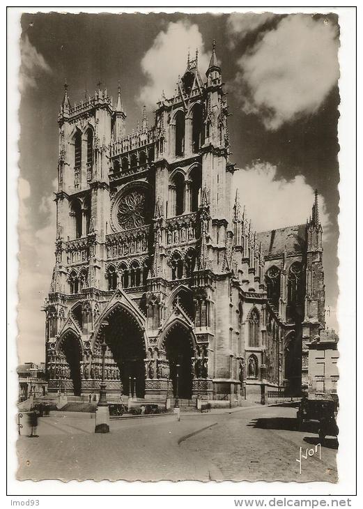 80 - AMIENS (Somme) - La Cathédrale - Le Plus Beau Et Le Plus Complet Monument Religieux Du XIIIe S. - Yvon N° IB 3411 - Amiens
