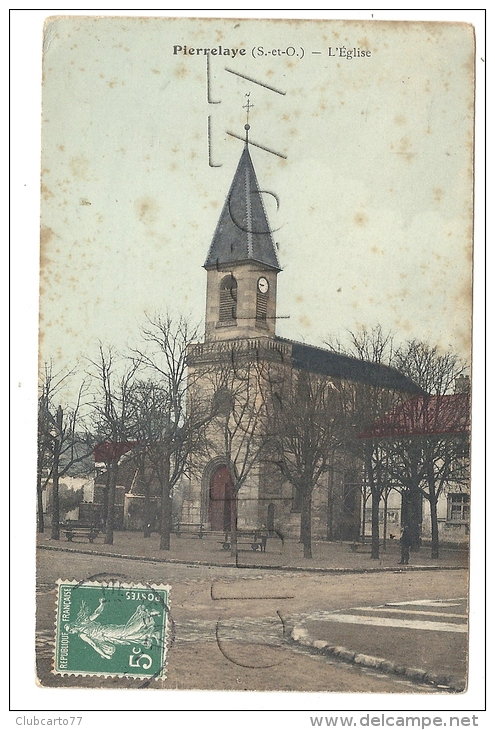 Pierrelaye (95) : L'église  En 1910. - Pierrelaye