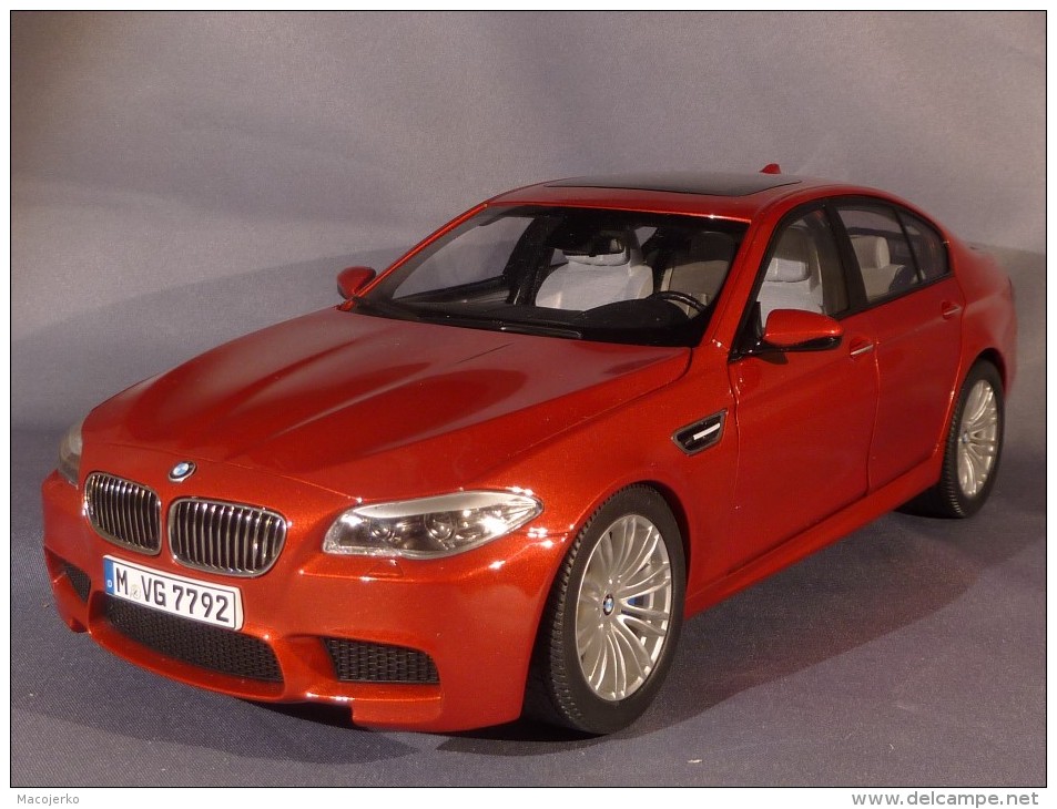 Paragon 97013, BMW M5 F10M, 1:18 - Altri & Non Classificati