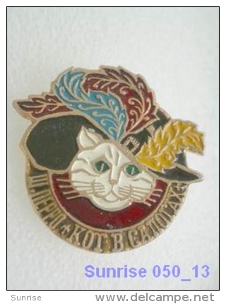 Cartoon Film Soviet: Cat Booted (fairy Tales France, Sharl Pero) / Old Soviet Badge USSR _250_u3280 - BD