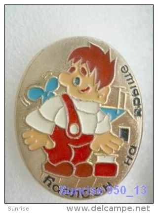 Cartoon Film Soviet: Karlson / Old Soviet Badge USSR _250_u3271 - Disney