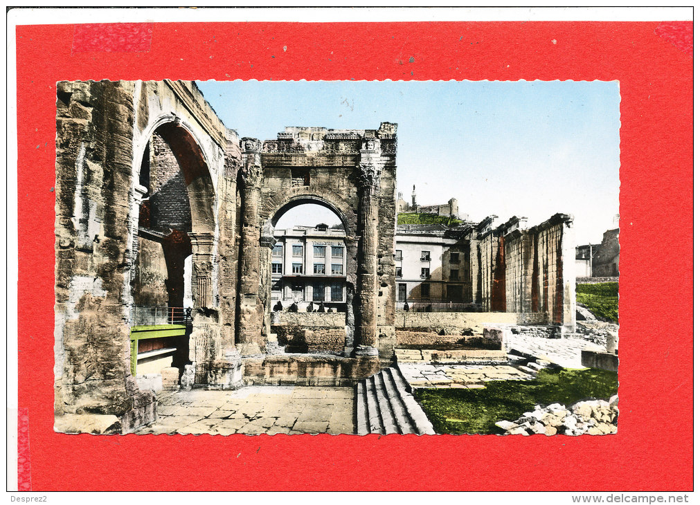 38 VIENNE Cpsm Ruines Portique Romain        37338 Cellard - Vienne