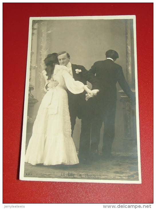 FANTAISIES  -  Couples  -  Invitation Au Bal  -  "  IX. Elle L´a Choisi   "  -  1903 - Parejas