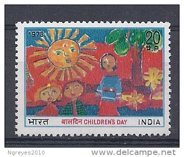 131006552  INDIA   YVERT   Nº  382  **/MNH - Unused Stamps