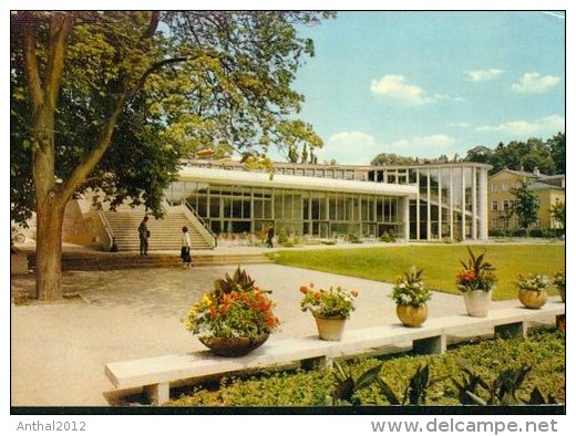 Coburg Personen Vor Der Kongress-Halle Wohnhaus 28.5.1969 - Coburg