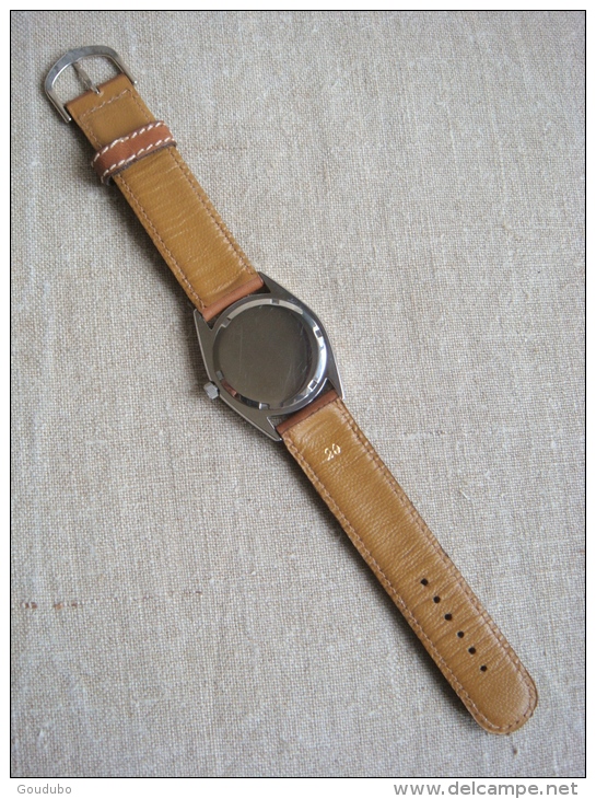 Montre Publicitaire Promisol De Peintolin, Avec Bracelet. Voir Photos. - Advertisement Watches