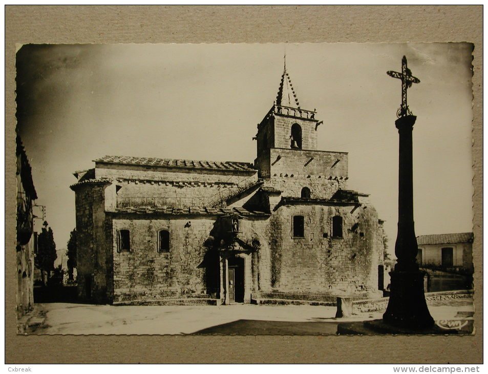 Venasque, L'Eglise De Venasque, Monument Classé - Pernes Les Fontaines