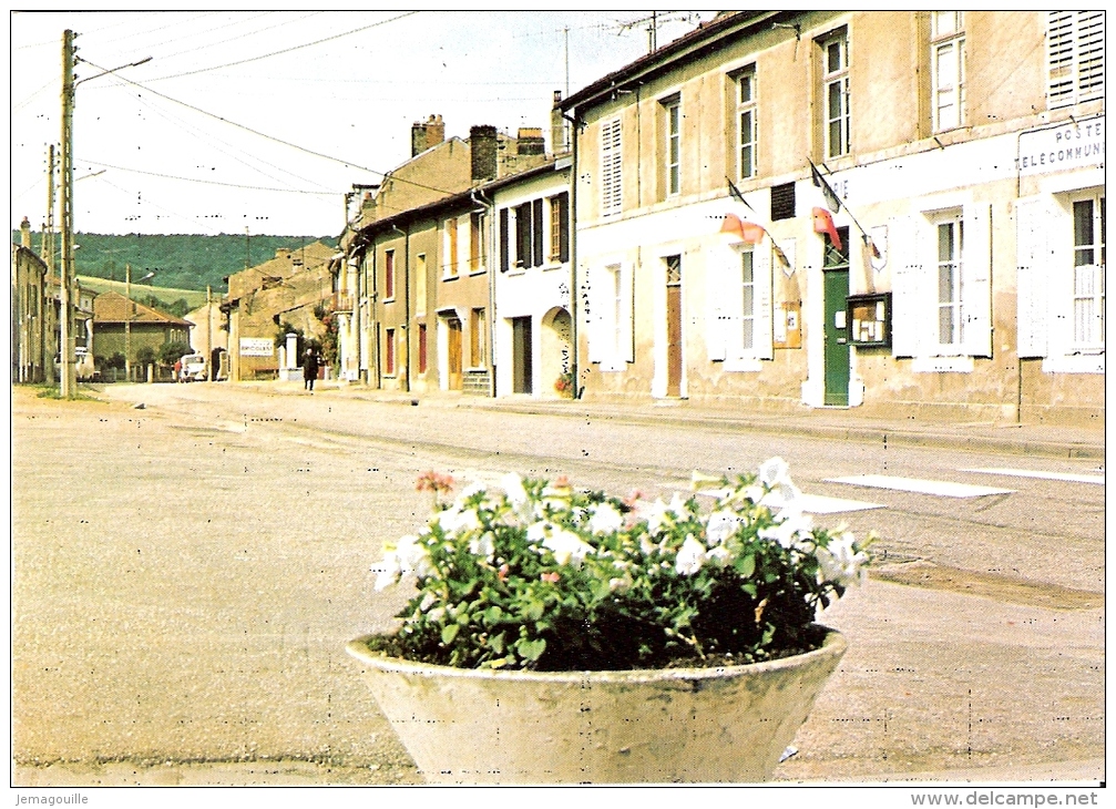 FAULX 54 - Place Du 8 Mai 1945 - Mairie Et Poste - W-7 - Autres & Non Classés