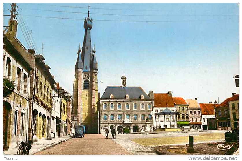 Sept13 931 : Solre-le-Château   -  Grand'Place - Solre Le Chateau