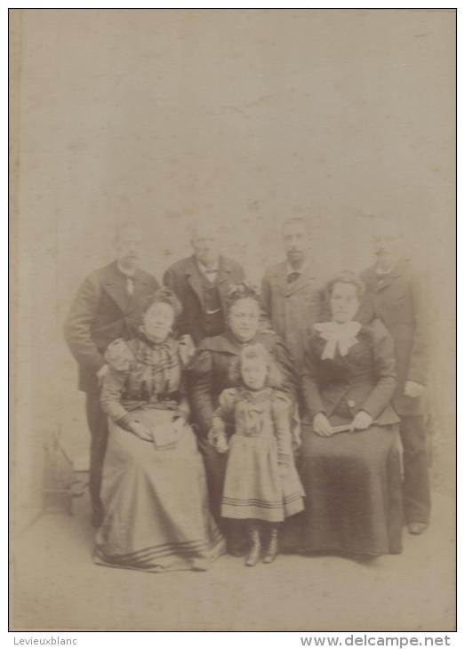 Photographie FRANCE/ Groupe De Famille / Paris /1899            PH116 - Zonder Classificatie