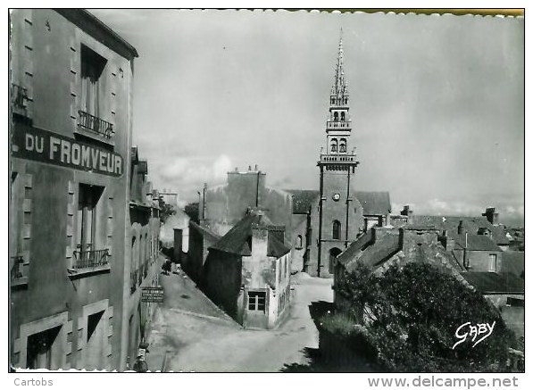 29 OUESSANT L'Eglise Et L-Hôtel Fromveur - Ouessant