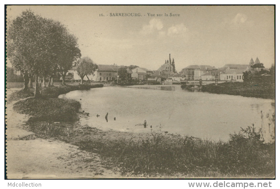 57  SARREBOURG  /  Vue Sur La Sarre  / - Sarrebourg