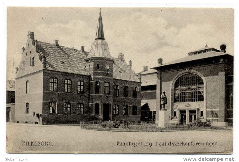 DENMARK - SILKEBORG - RAADHUSET OG MAANDVAERKERFORENINGEN - Danemark