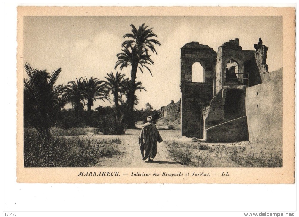 MAROC----MARRAKECH-----intérieur Des Remparts Et Jardins---voir 2 Scans - Marrakech