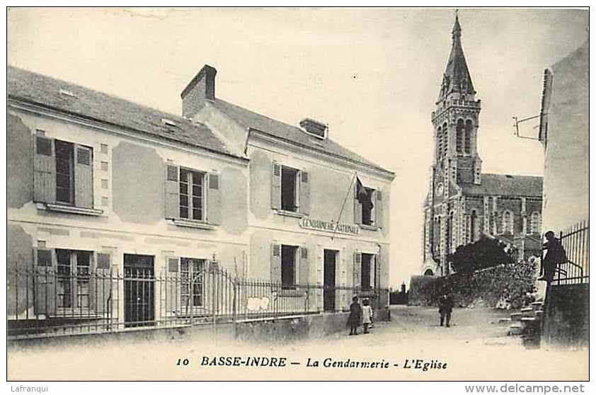 Loire Atlantique -ref A653- Basse Indre - La Gendarmerie Et L Eglise  - - Basse-Indre
