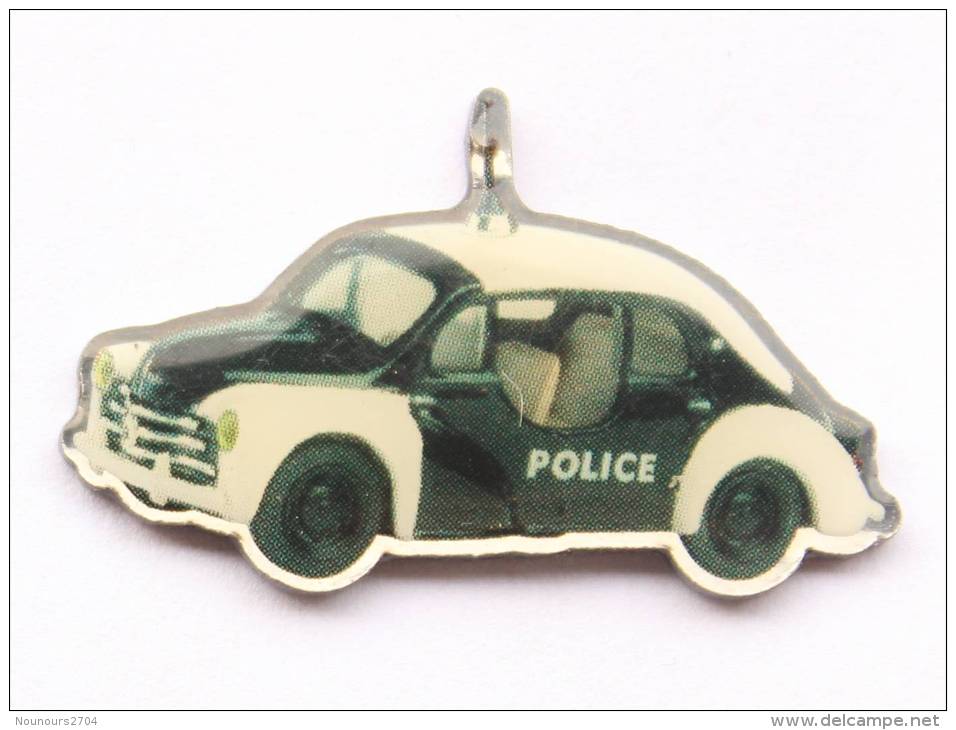 Pin's POLICE - 4 CV RENAULT  Noire Et Blanche - Editions Atlas - C920 - Police