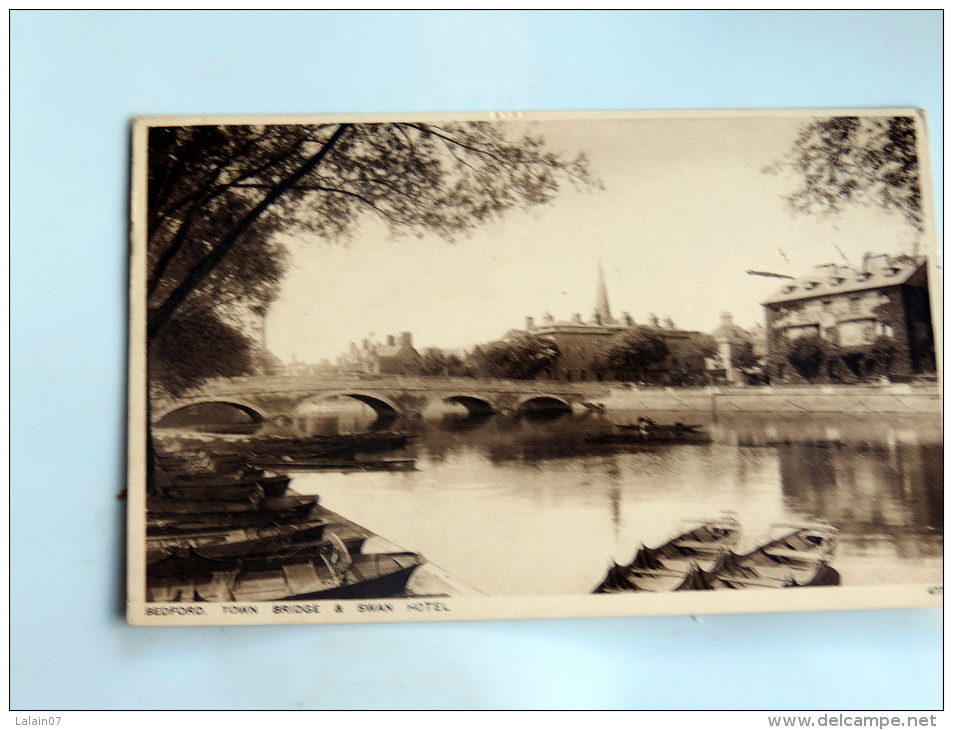 Carte Postale Ancienne : BEDFORD , Town Bridge & Swan Hotel , Stamp 1929 - Bedford