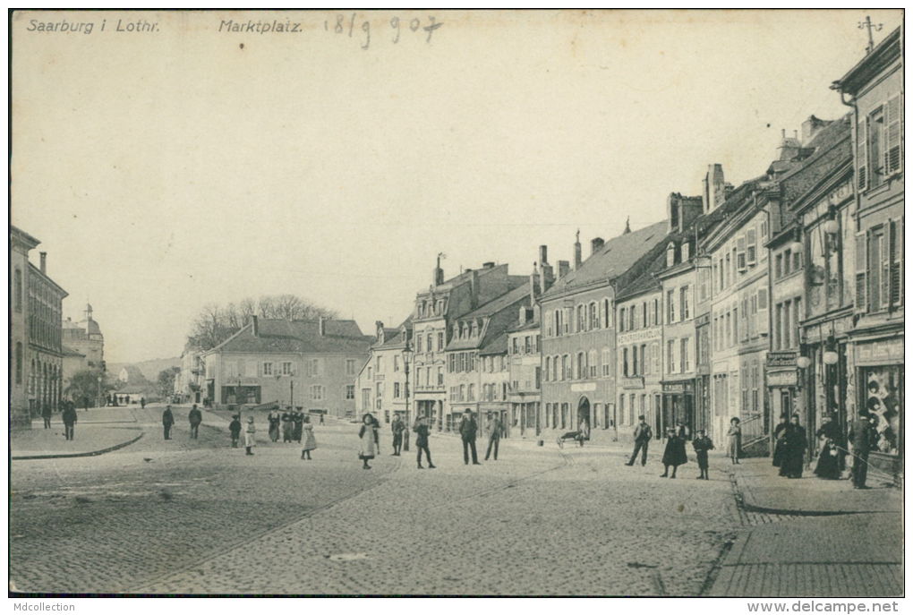 57 SARREBOURG  /  Marktplatz   / - Sarrebourg