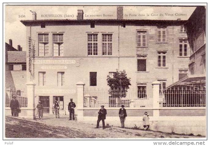 ROUSSILLON - Le Nouveau Bureau De Poste Dans La Cour Du Chateau (61601) - Roussillon