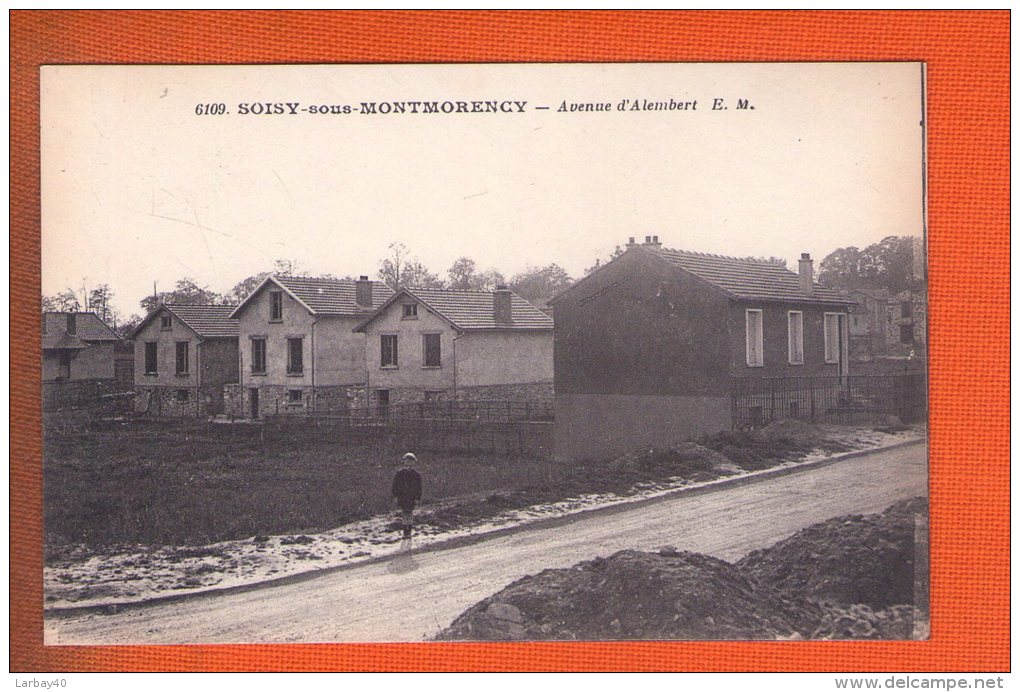 1 Cpa  Soisy Sous Montmorency Avenue D Alembert - Soisy-sous-Montmorency