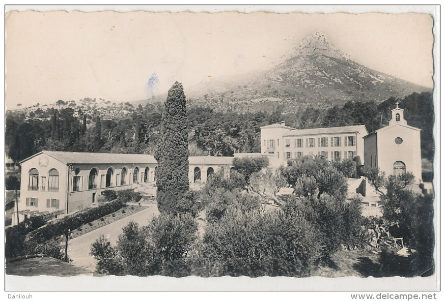 83 // LA VALETTE   Chateau Des Gueules Cassées  CPSM 9 X 14 - La Valette Du Var