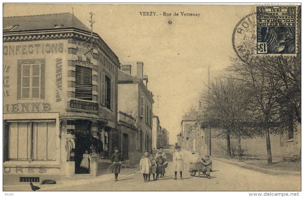 CPA (51)  VERZY Rue De Verzenay - Verzy