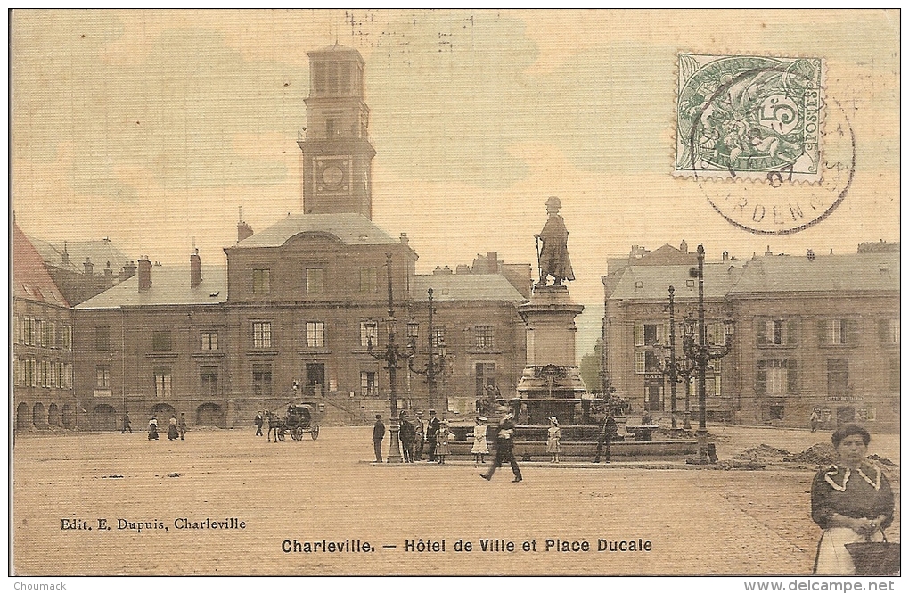 08 CHARLEVILLE 1907 ANIMATION PLACE DUCALE HOTEL DE VILLE - Charleville