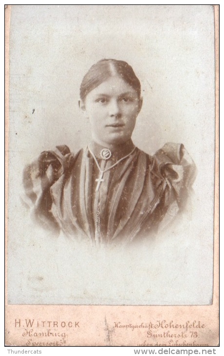 PHOTO CDV CARTE DE VISITE ** FEMME DAME ** LADY WOMAN  **  WITTROCK HAMBURG - Personnes Anonymes