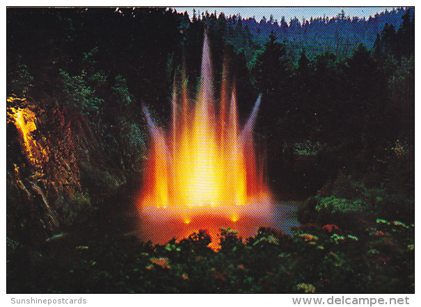 Canada Ross Fountain Illuminated Butchart Gardens Victoria British Columbia - Victoria