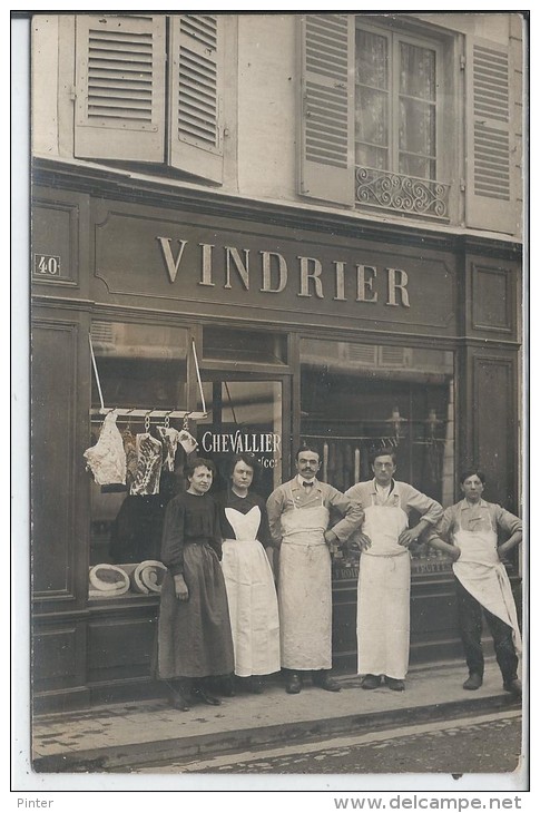 CHARLIEU - Devanture De La BOUCHERIE VINDRIER - CARTE PHOTO - Charlieu