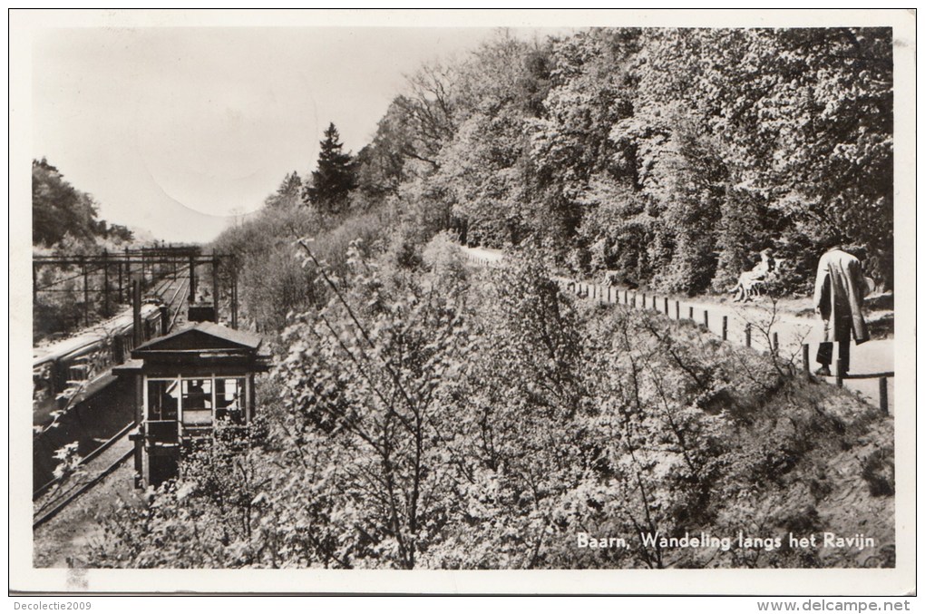 TZU287 Baarn Wandelintg Langs Het Ravjn    2  Scans - Baarn