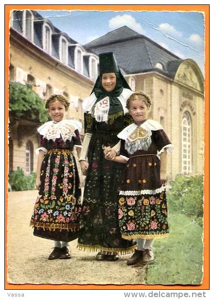 TRACHTENGRUPPE . Pc Franked From BAD PYRMONT 1963. Costumes  Filles , Girls ,kinder - Bad Pyrmont