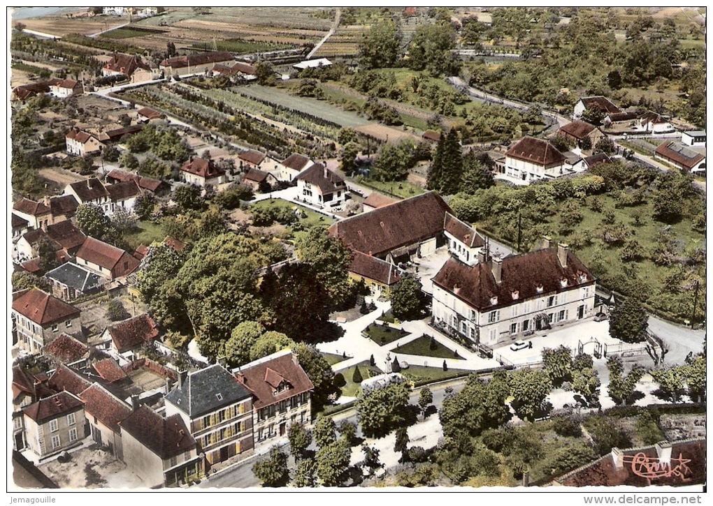 ERVY-LE-CHATEL 10 - Vue Aérienne Sur La Mairie - 25.7.1973 - B-3 - Ervy-le-Chatel