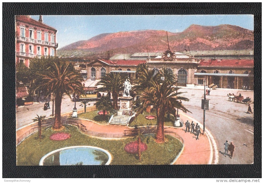 C. P. FRANCE. VAR. TOULON  RAILWAY STATION TRAIN STATION SQUARE ALBERT 1ER ET LA GARE N° 4 Unused EN COULEUR UNUSUAL - Toulon