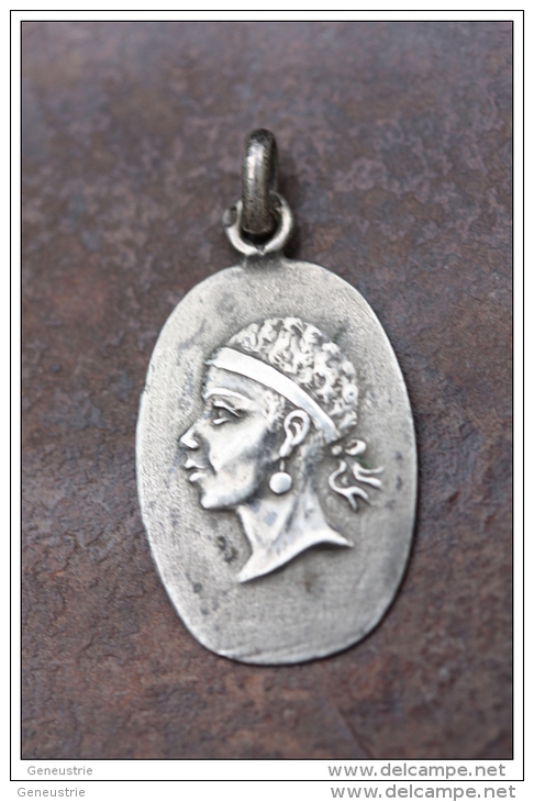 Très Beau Pendentif Ancien Médaille "Tête De Maure" Armoiries Corse - Argent Poinçonné 925 - 3gr - Pendentifs