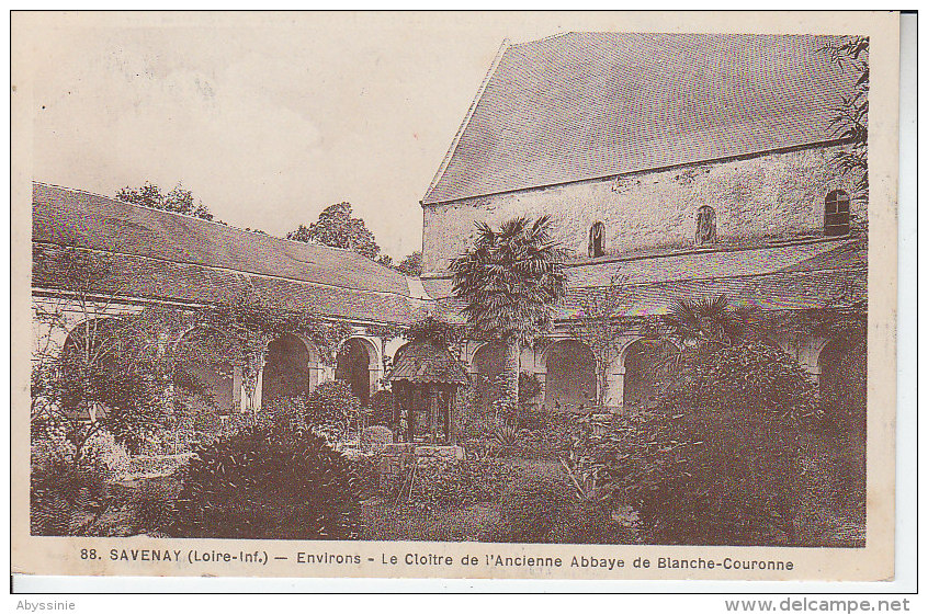 44 Env. SAVENAY - Le Cloitre De L´ancienne Abbaye De Blanche Couronne - D18 35 - Savenay