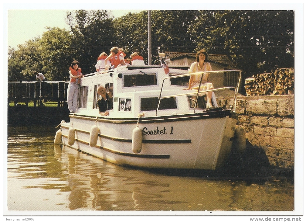 Meuse - 55 -  Dun Sur Meuse Nautic ; Location De Bateaux Sans Permis - Dun Sur Meuse