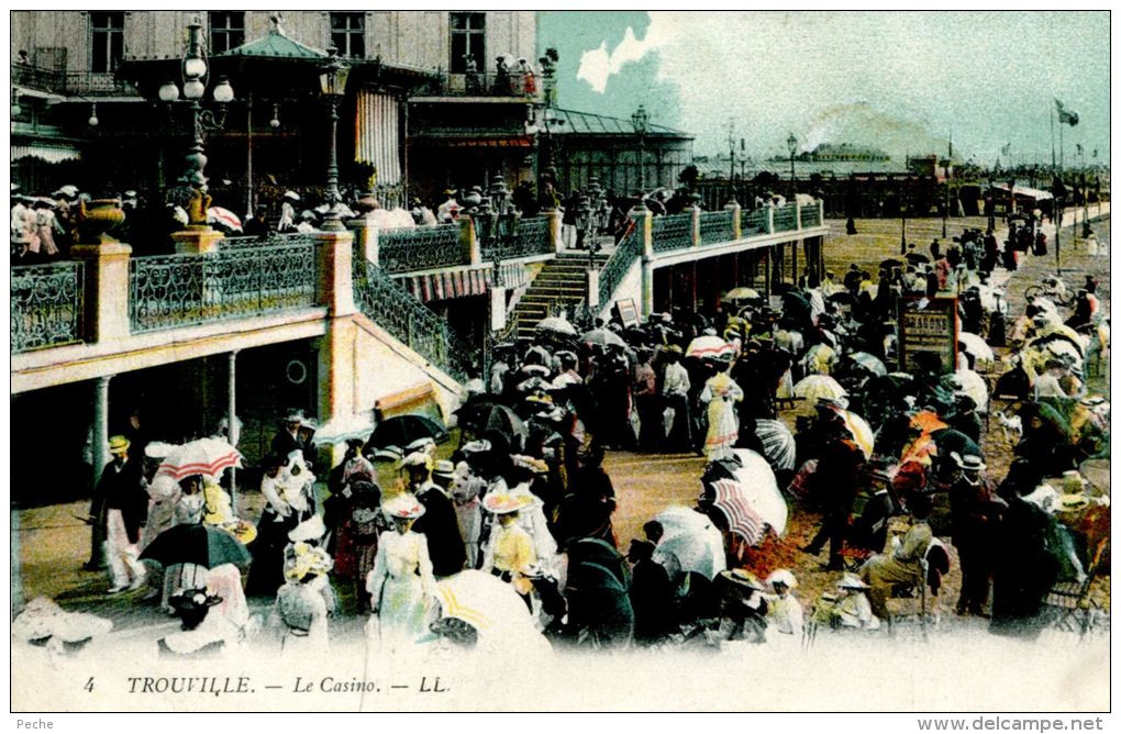 N°34899 -cpa Trouville -le Casino- - Casino