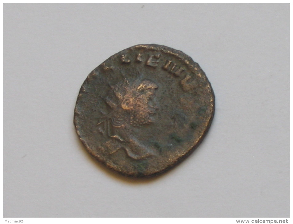 Monnaie  Romaine En Bronze **** A IDENTIFIER *** - Autres & Non Classés