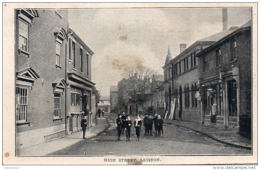 Angleterre CPA High Street Leiston Animée 2 Scans - Autres & Non Classés