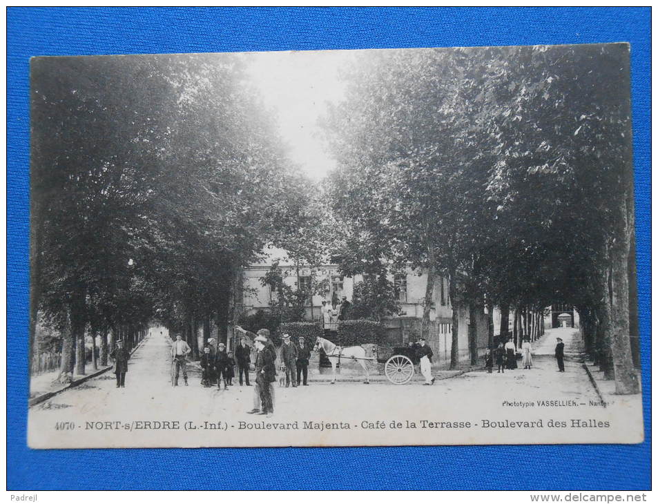 NORT SUR ERDRE  -  Boulevard Majenta (sic)  - Café De La Terrasse - Boulevard Des Halles - Nort Sur Erdre