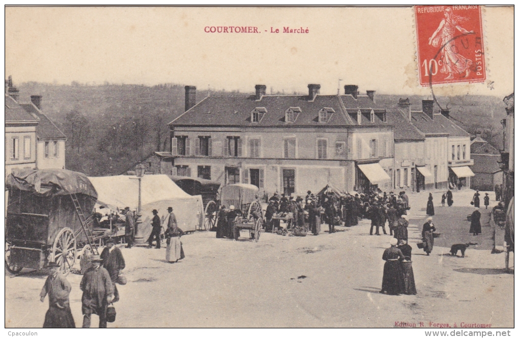 Courtomer - Le Marché [11756C61] - Courtomer