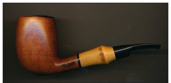 Belle Pipe Déja Culottée:Fabriquée Part Un Meilleur Ouvrier De France " Weiss ", Pipe Semie  Droite En Racine De Bruyère - Pipes En Bruyère