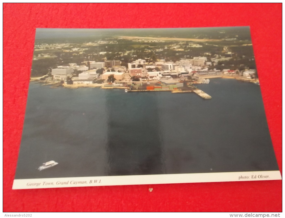 B.W.I. Grand Cayman George Town Photo Ed. Oliver - Caimán (Islas)