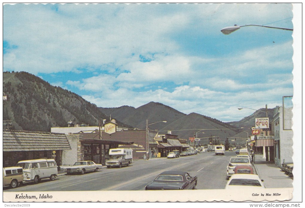 ZS42745 Ketchum Idaho  Car Voiture   2   Scans - Autres & Non Classés